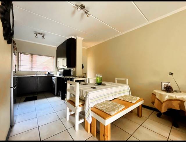 2 BEDROOM PROPERTY TO RENT IN DOUGLASDALE